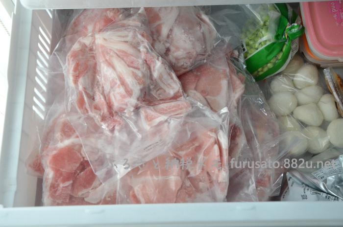 都城の冷凍豚肉で、冷凍庫が半分埋まる